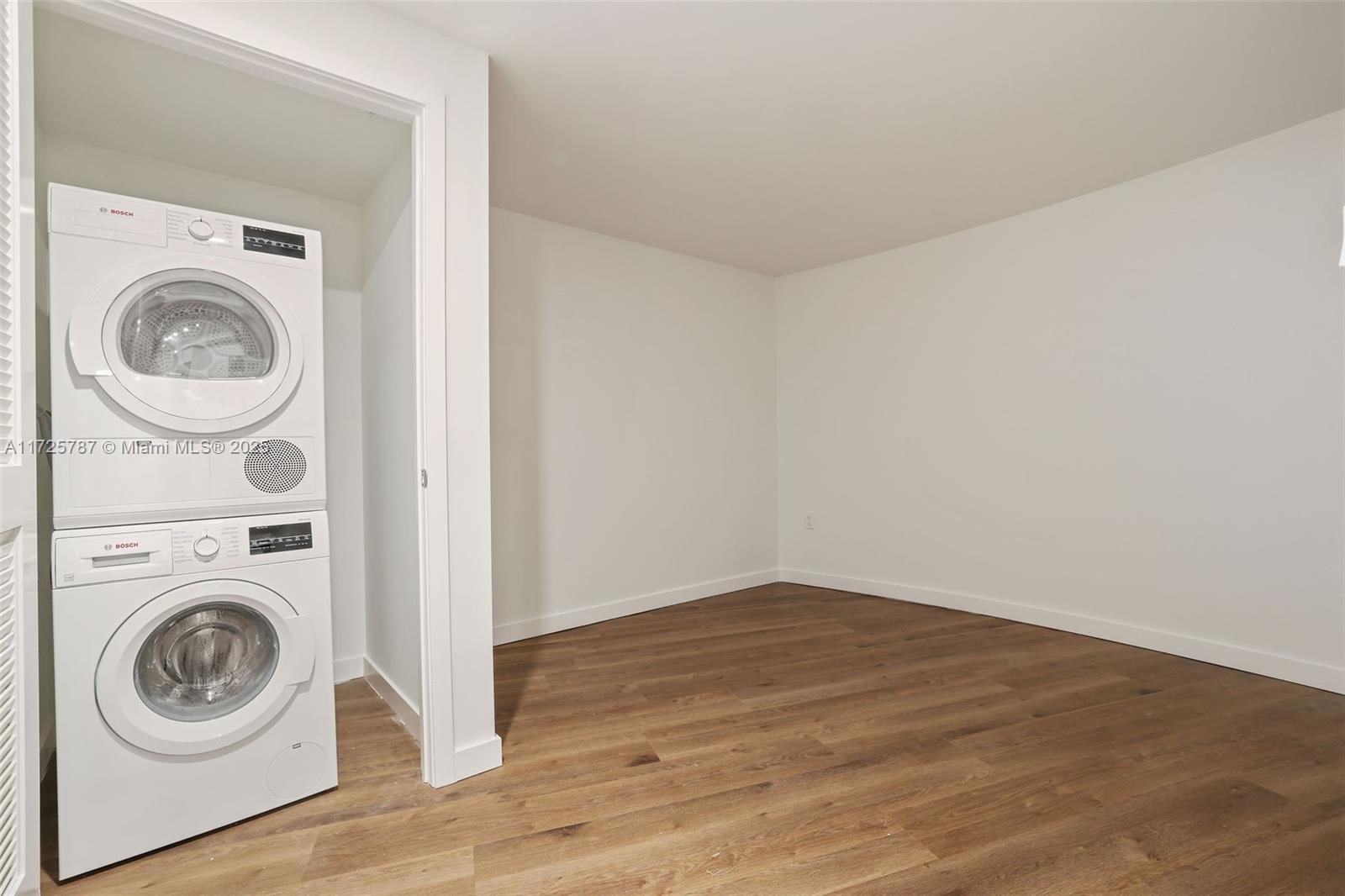Flamingo Point - Residential Lease