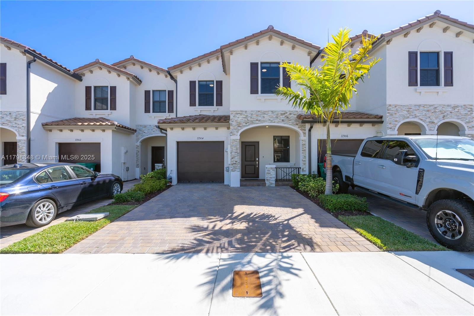 11904 Sw 247th Ter, Homestead, Miami-Dade County, Florida - 3 Bedrooms  
3 Bathrooms - 