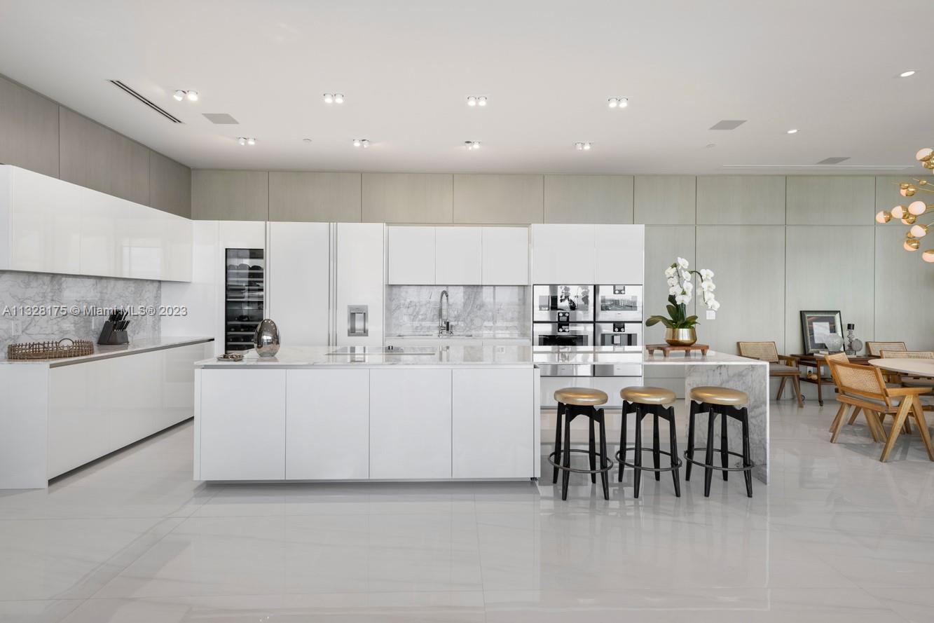 OCEANA BAL HARBOUR CONDO - Residential