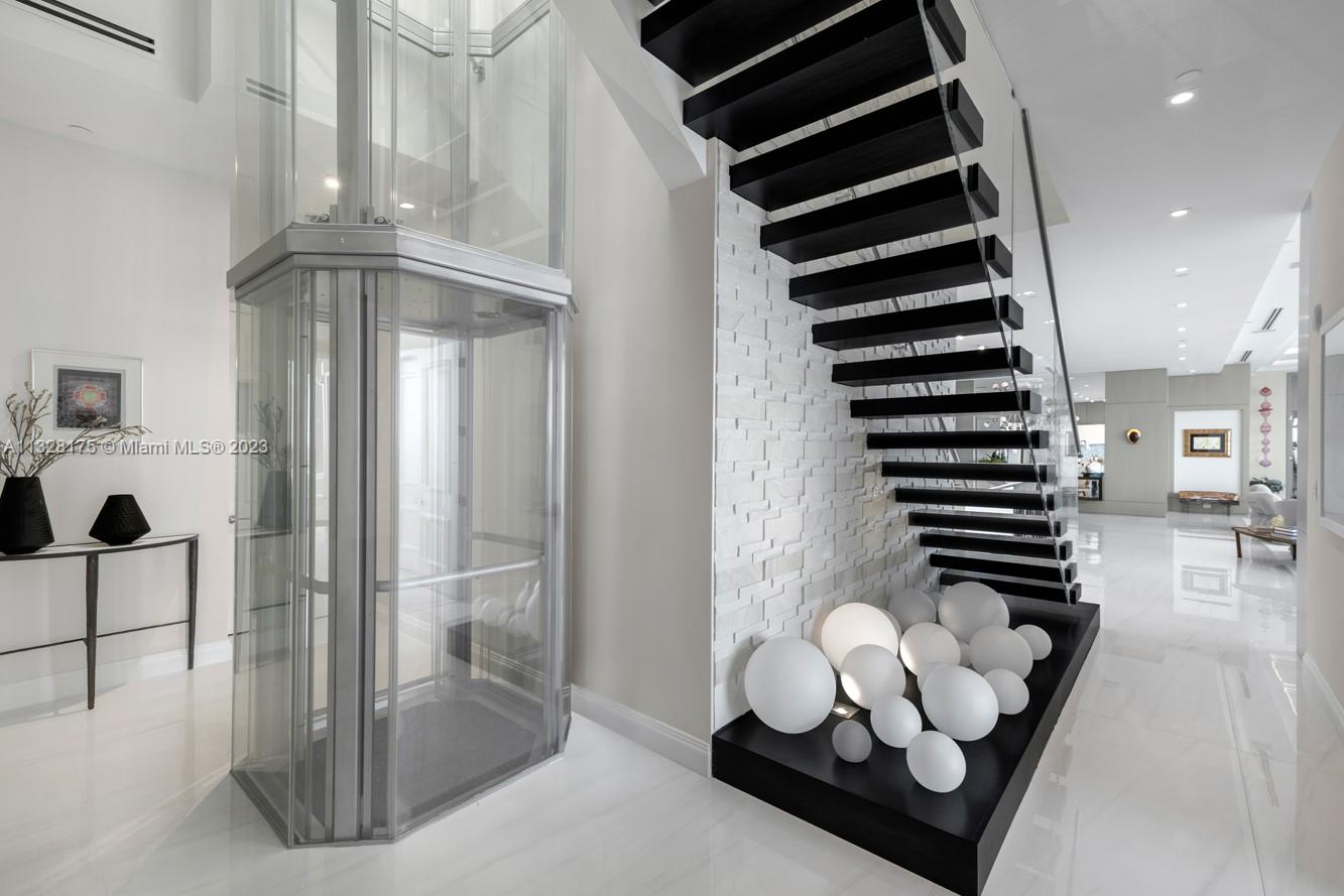 OCEANA BAL HARBOUR CONDO - Residential