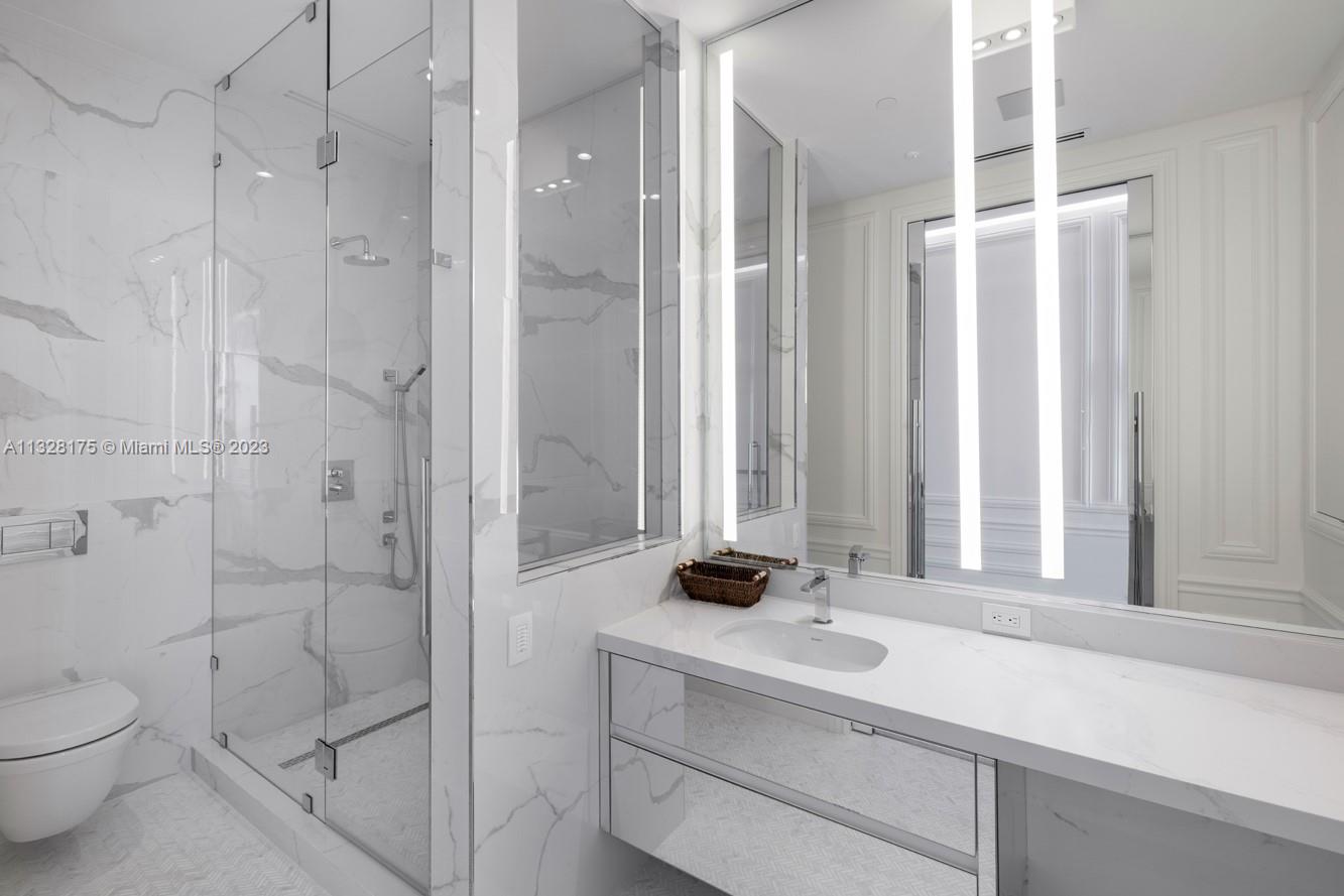 OCEANA BAL HARBOUR CONDO - Residential