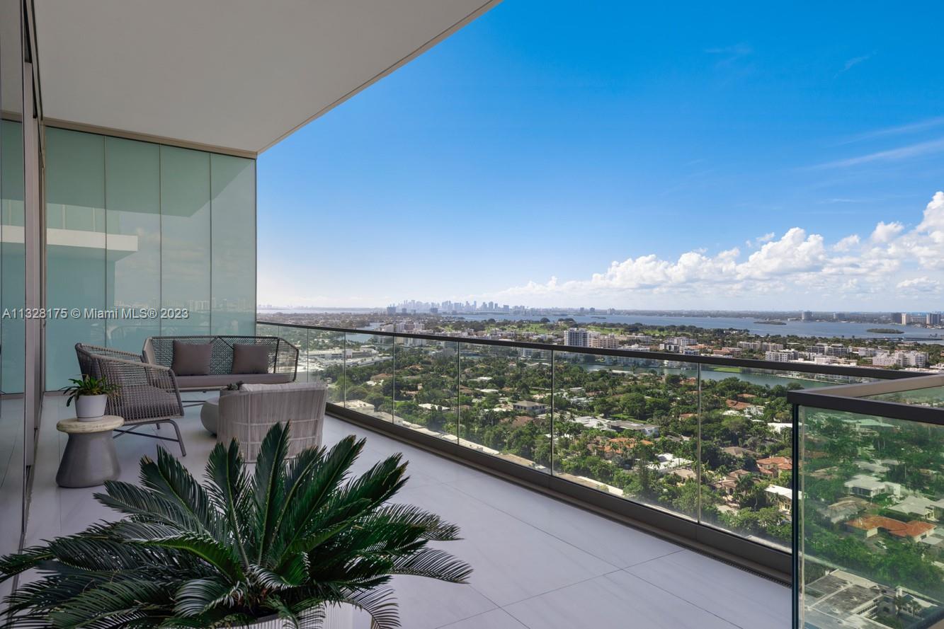 OCEANA BAL HARBOUR CONDO - Residential