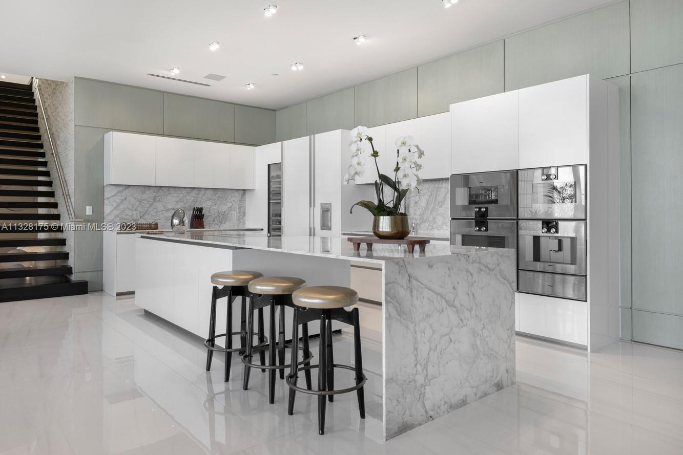 OCEANA BAL HARBOUR CONDO - Residential