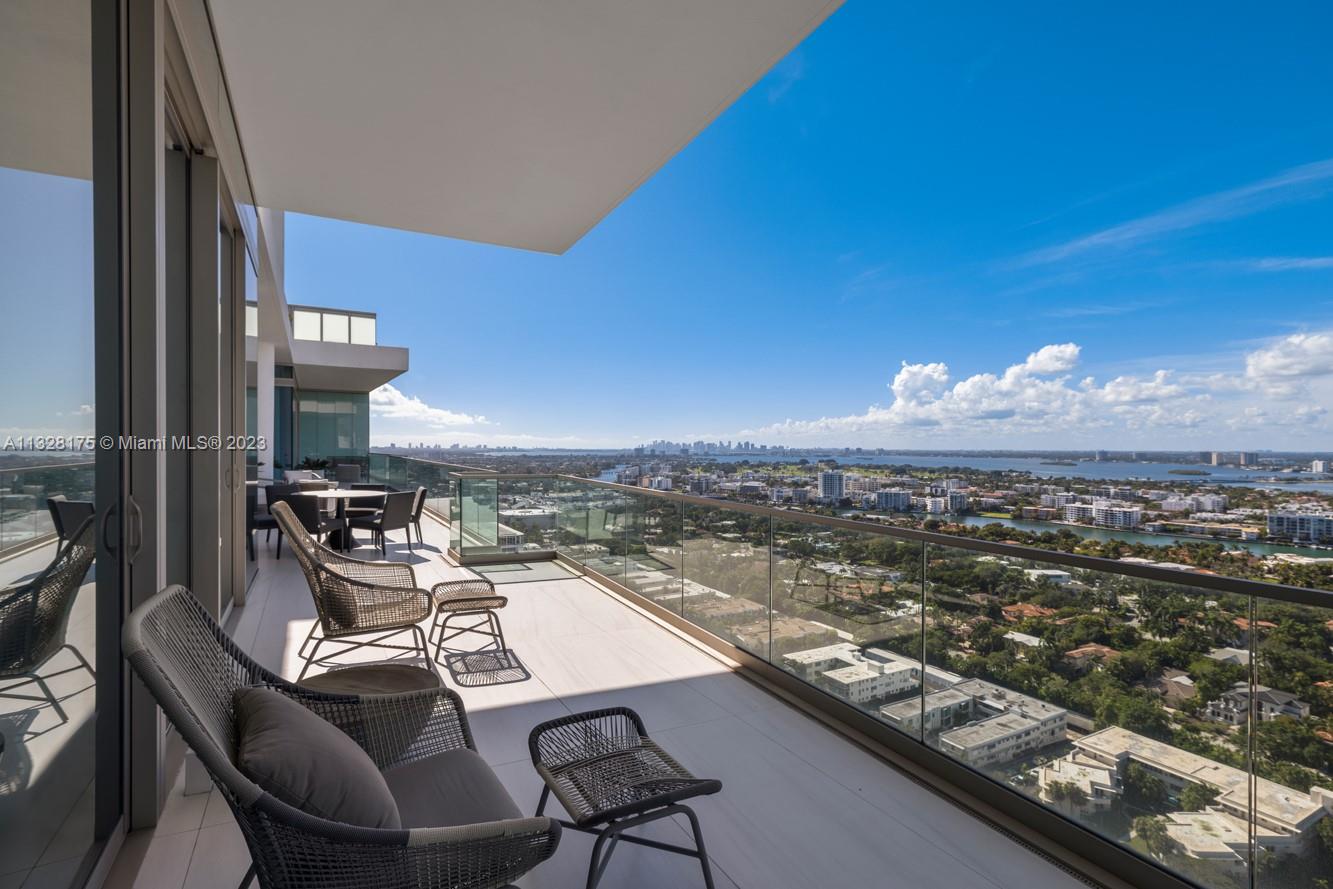 OCEANA BAL HARBOUR CONDO - Residential