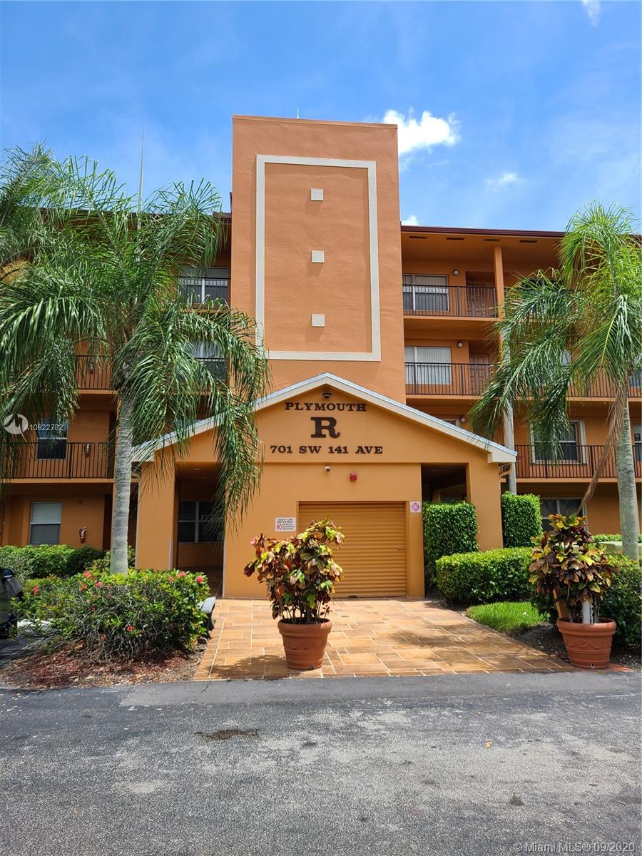 PLYMOUTH @ CENTURY VILLAG - Residential