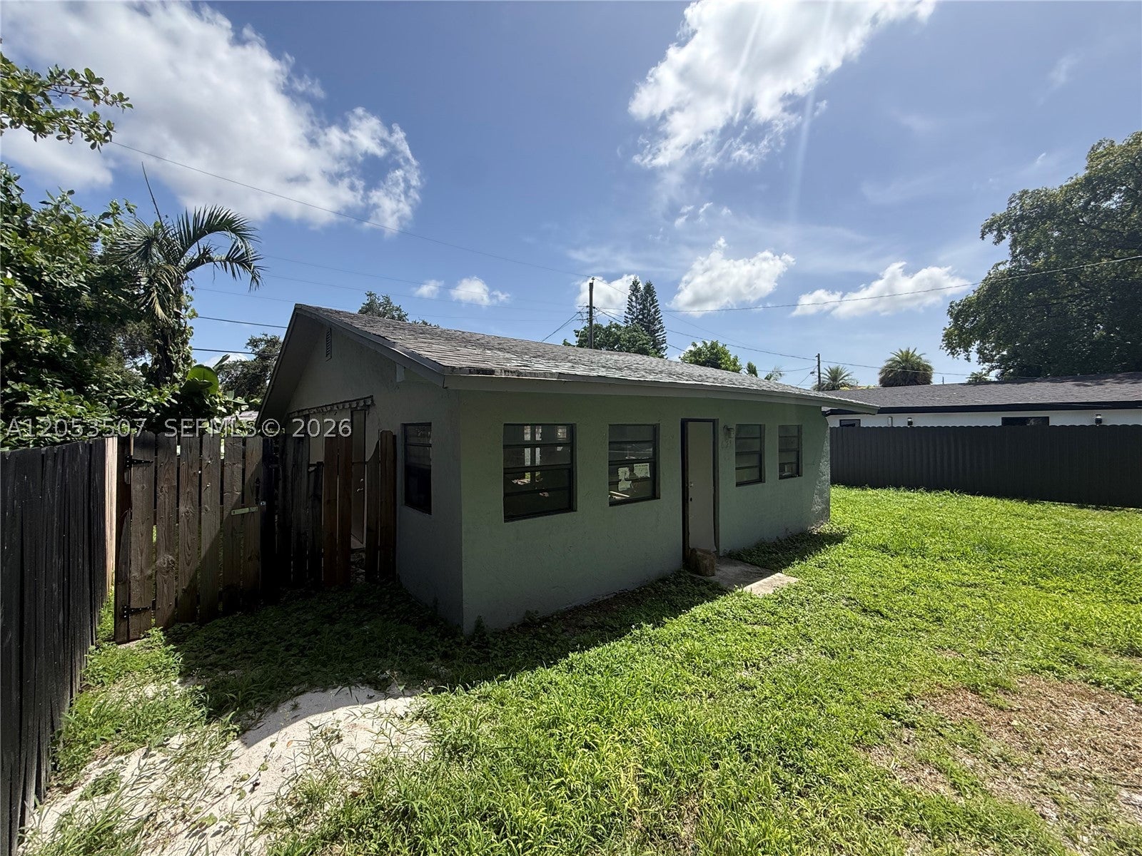 6123 Call St, Hollywood FL 33024