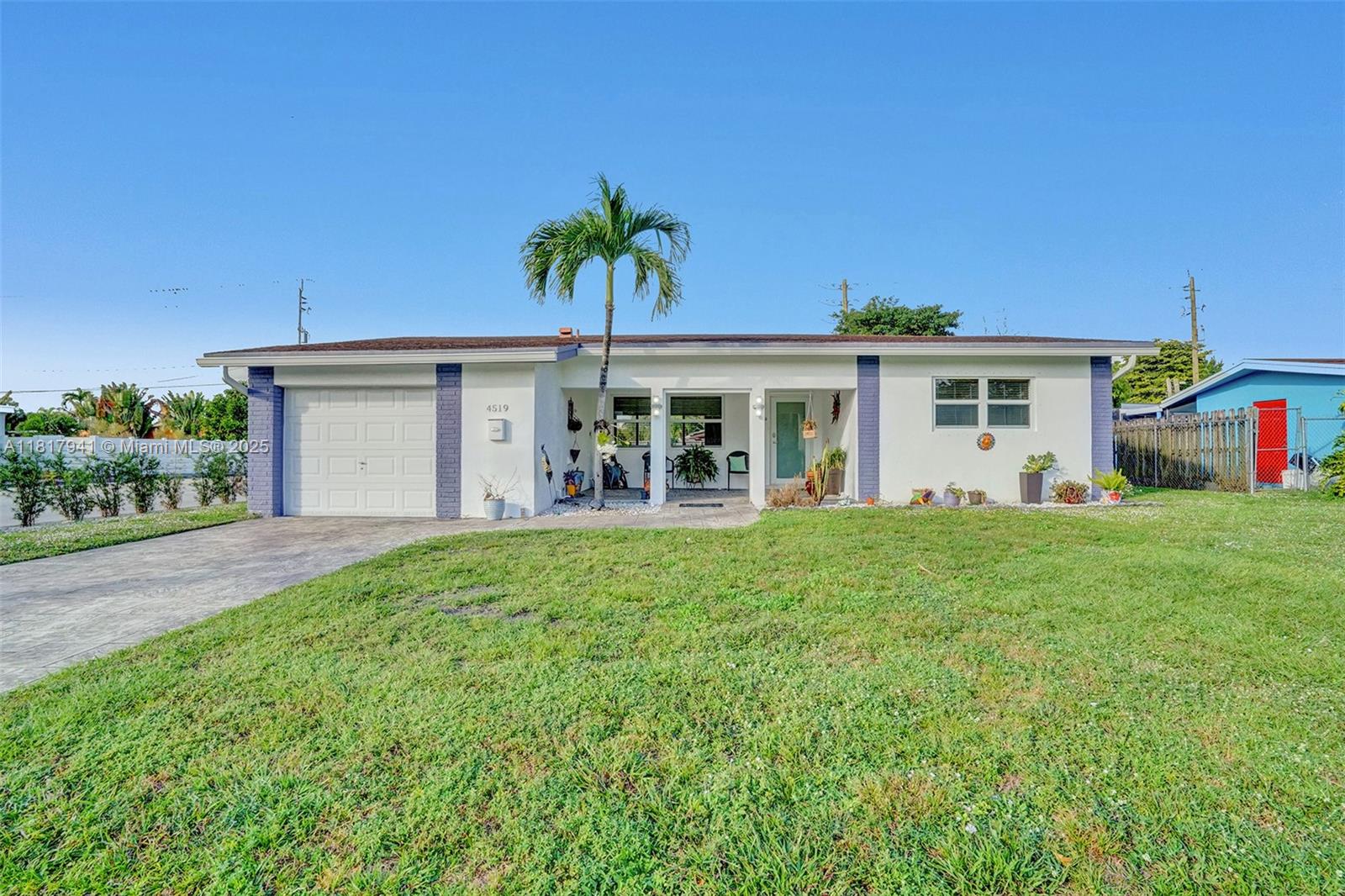 4519 W Park Rd, Hollywood, Broward County, Florida - 3 Bedrooms  
2 Bathrooms - 
