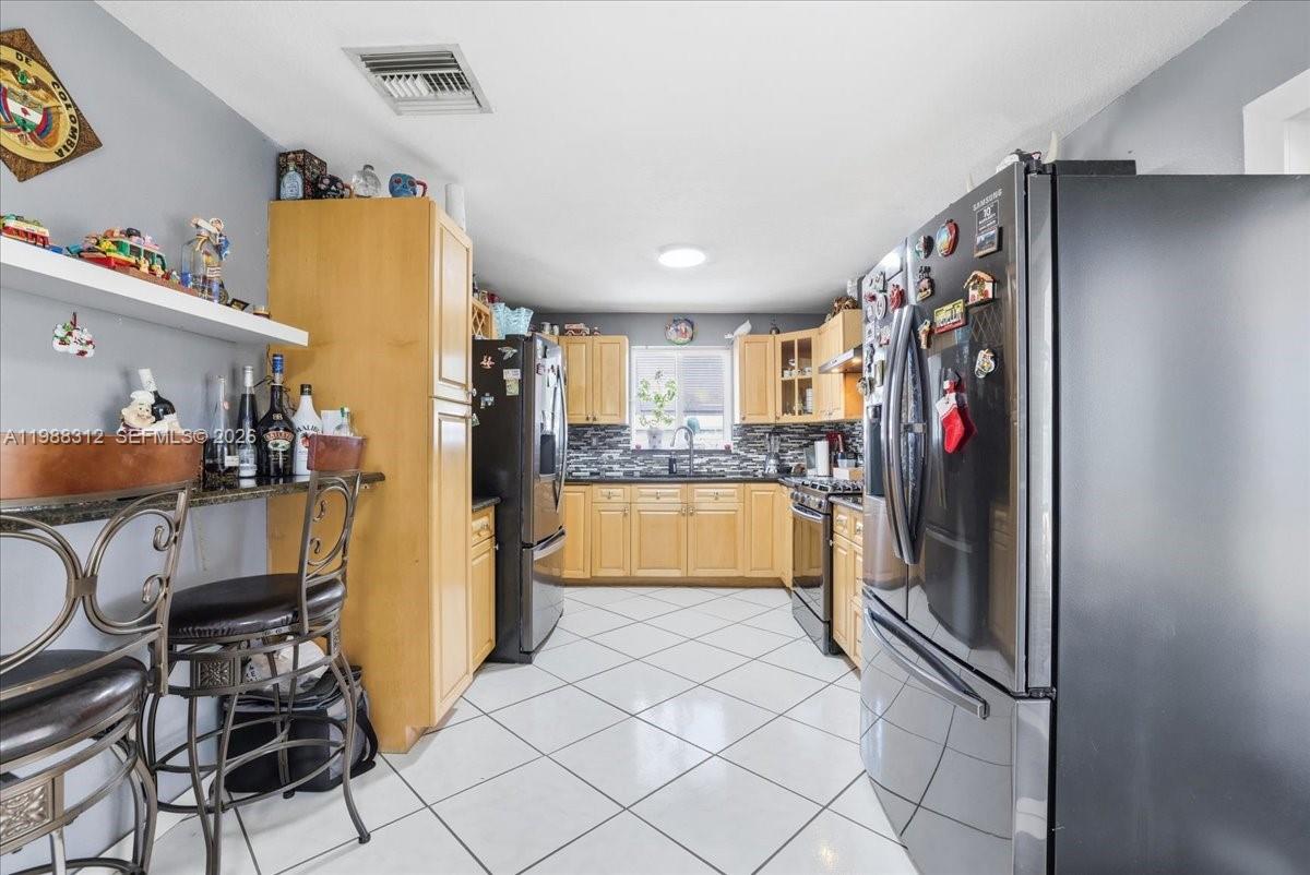 THE TROPICS AMD - Residential