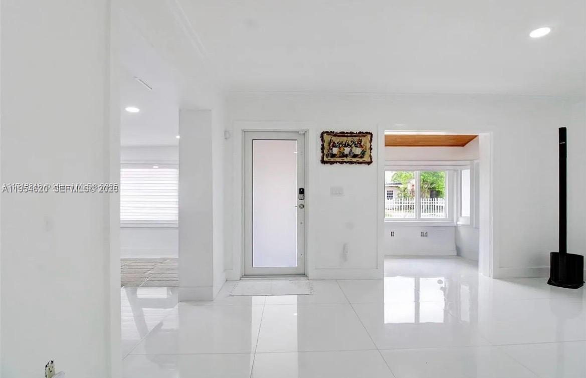 SUNSET HEIGHTS SOUTH - Residential