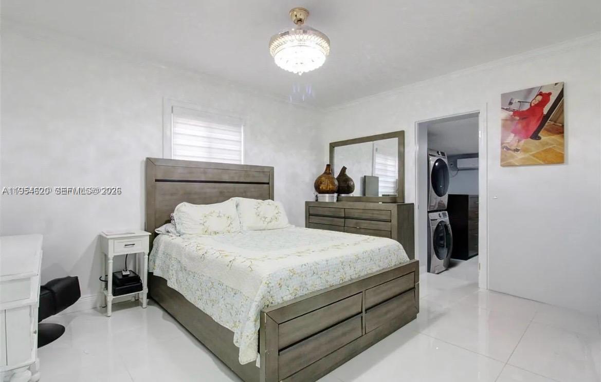 SUNSET HEIGHTS SOUTH - Residential