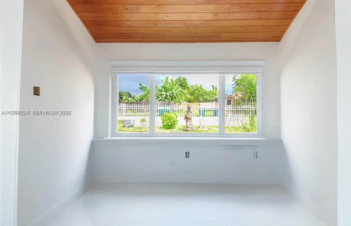 SUNSET HEIGHTS SOUTH - Residential