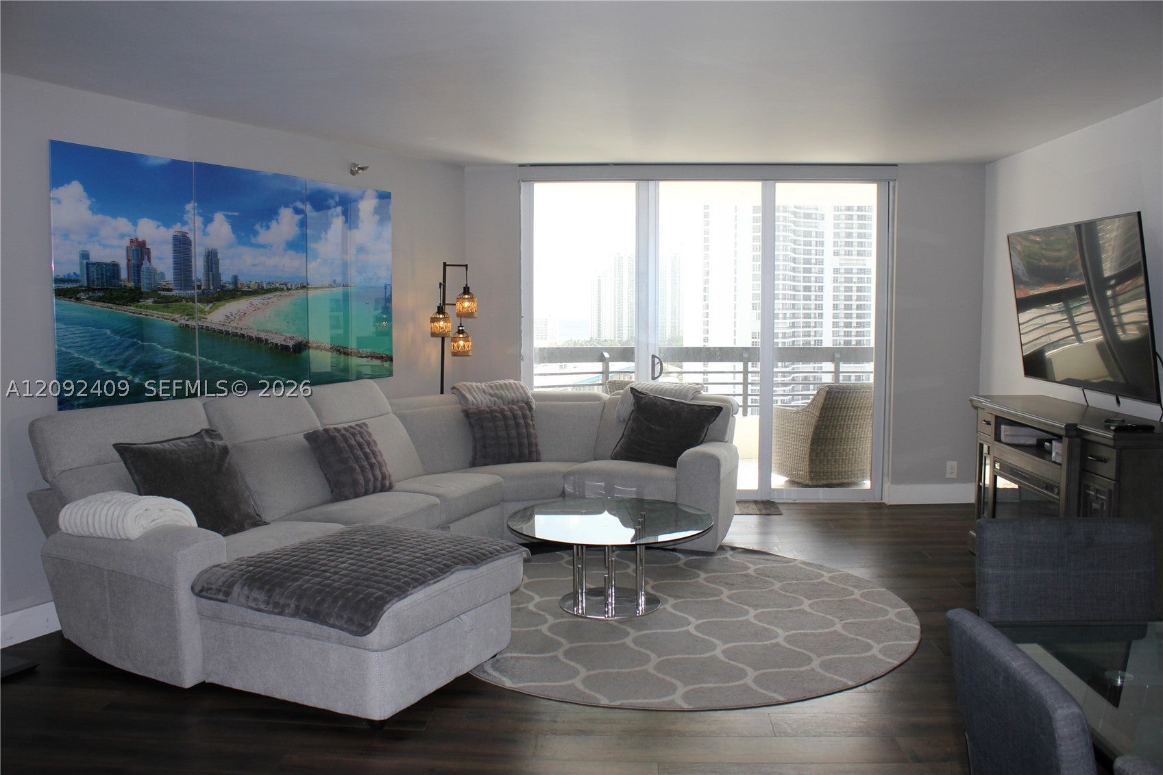 3500 Mystic Pointe Dr 1907