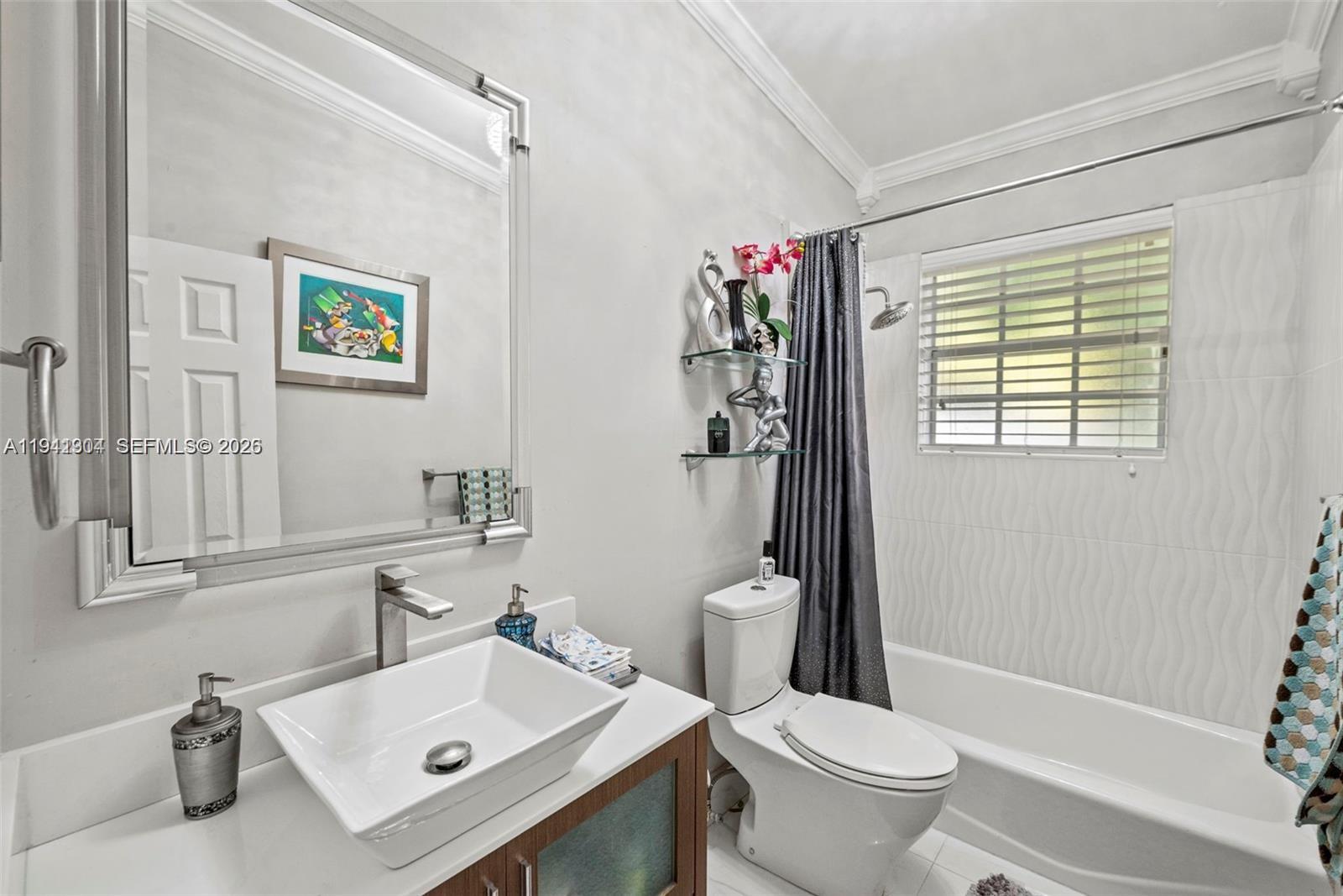 GREYKNOLL ESTATES - Residential