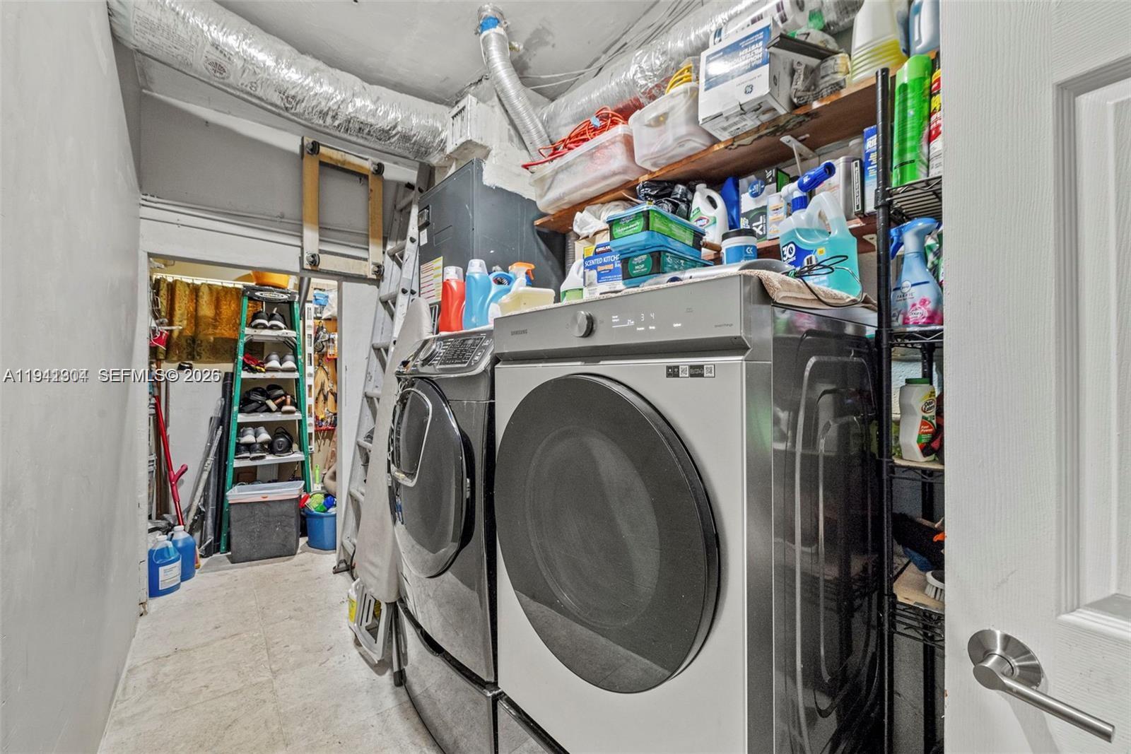 GREYKNOLL ESTATES - Residential