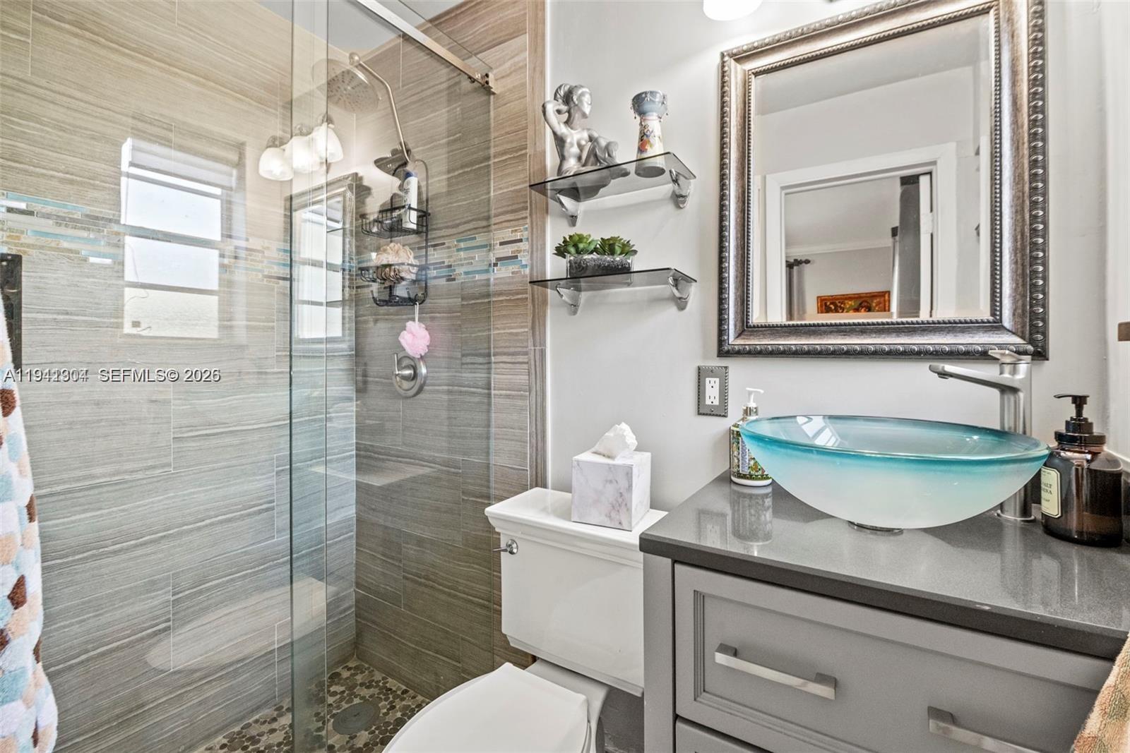 GREYKNOLL ESTATES - Residential