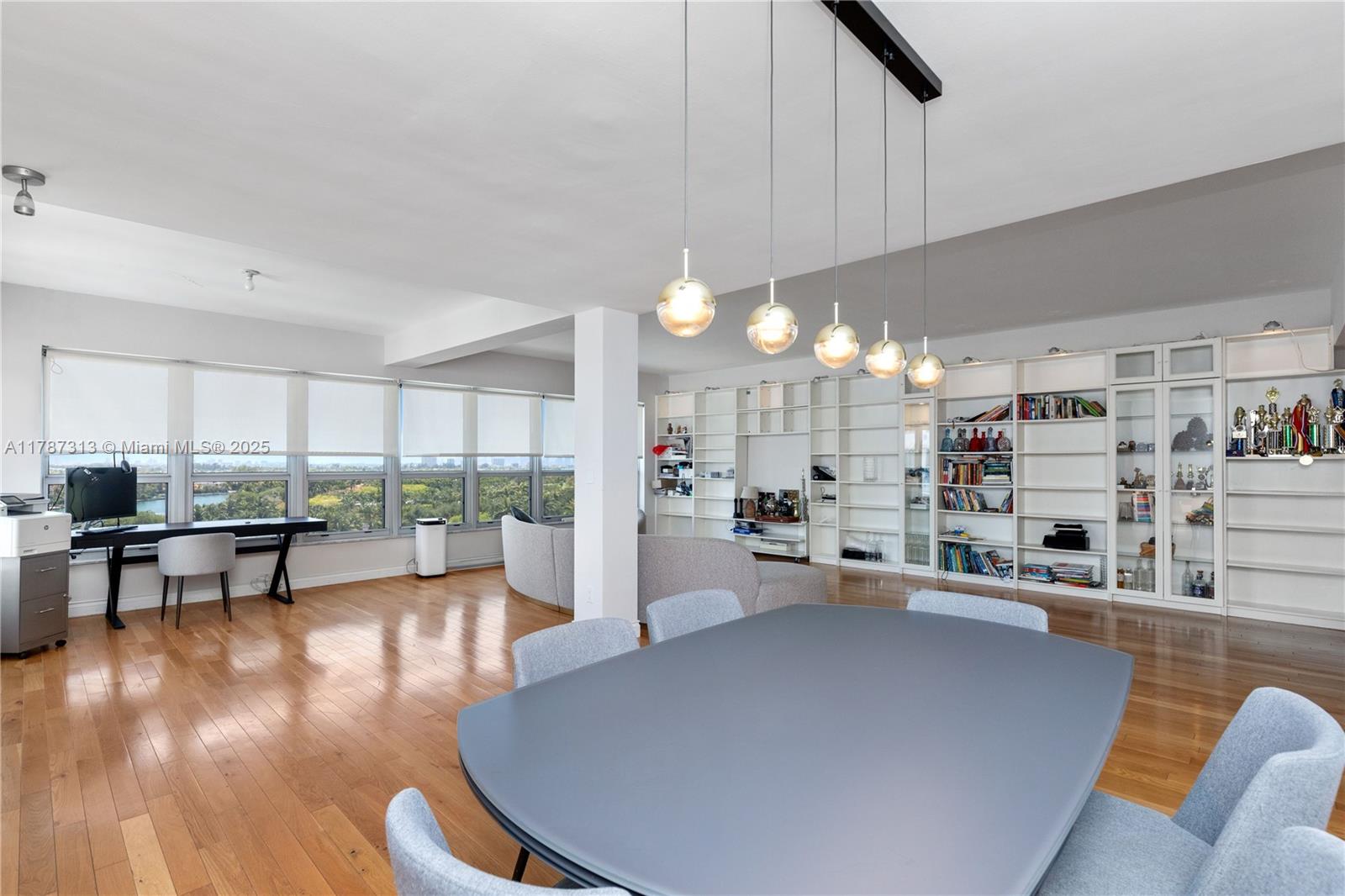 9102 W Bay Harbor Dr 10D