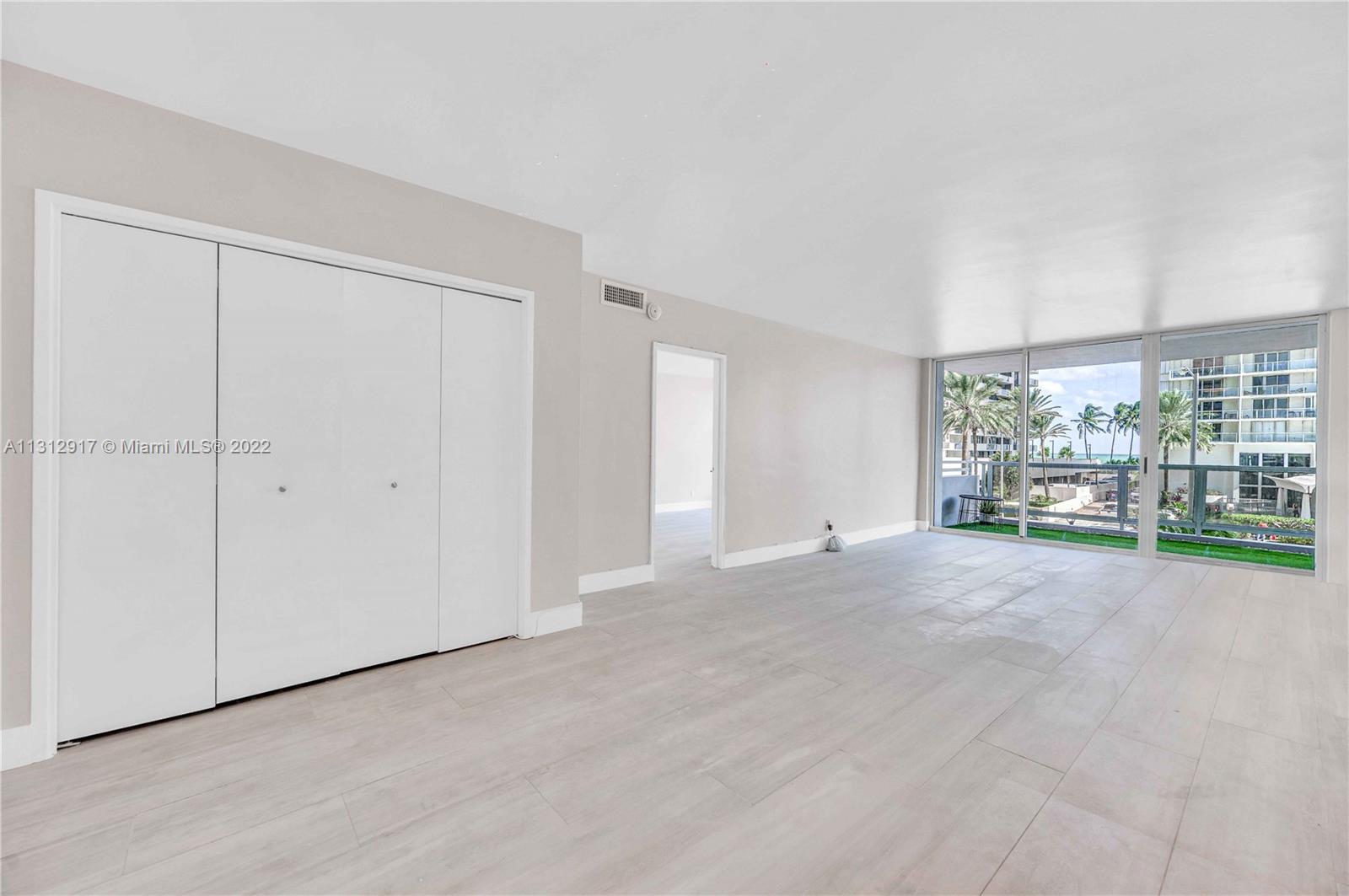 Photo 8 of 23 of 5700 Collins Ave 3C condo
