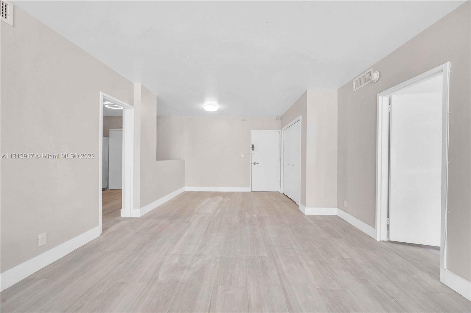 Photo 9 of 23 of 5700 Collins Ave 3C condo