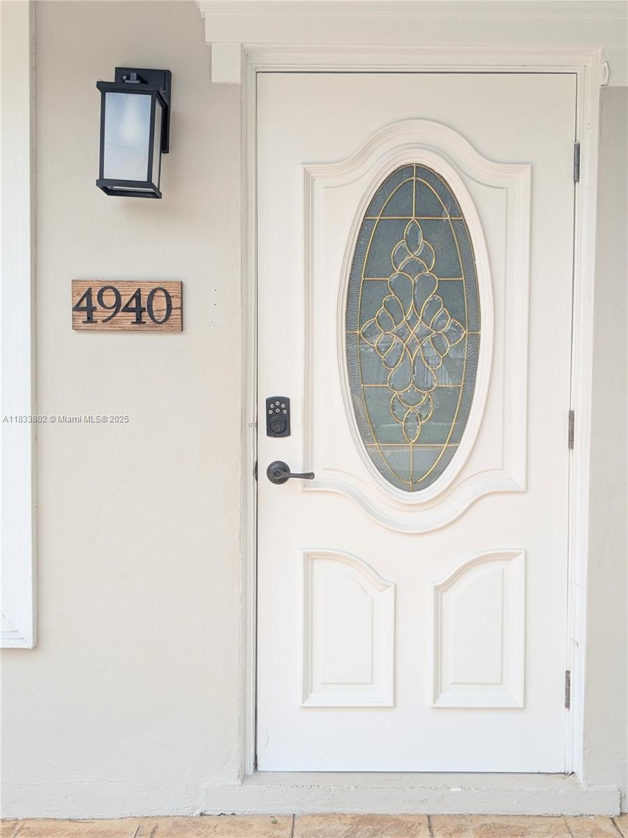 4940 NE 27th Ave 0
