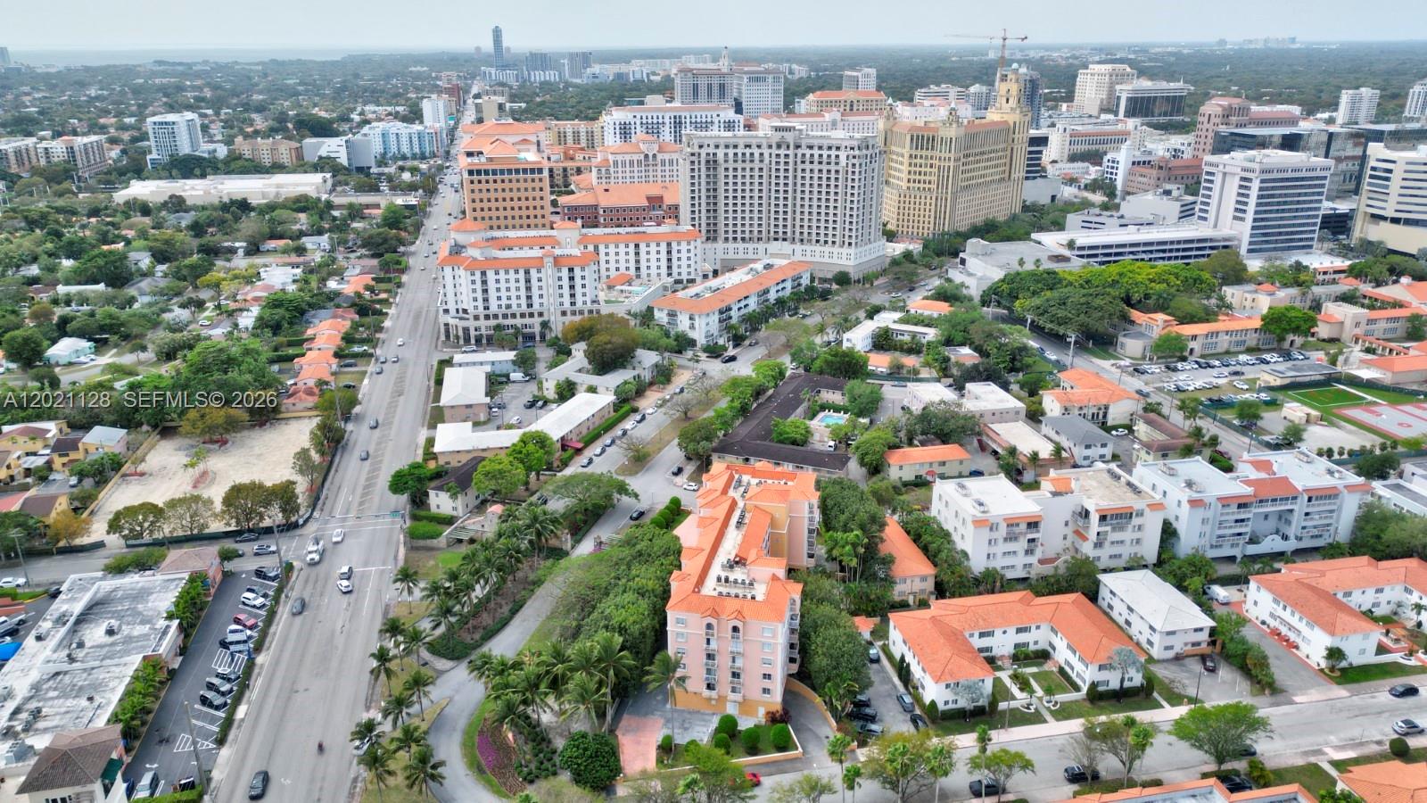 1 Alhambra Cir 601