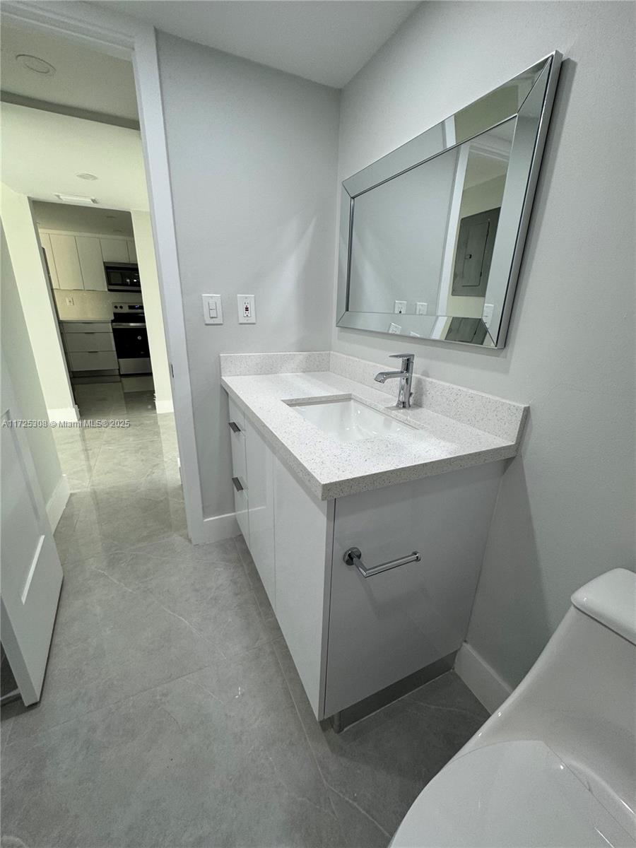 INTERNATIONAL PARK CONDO 2 - Residential