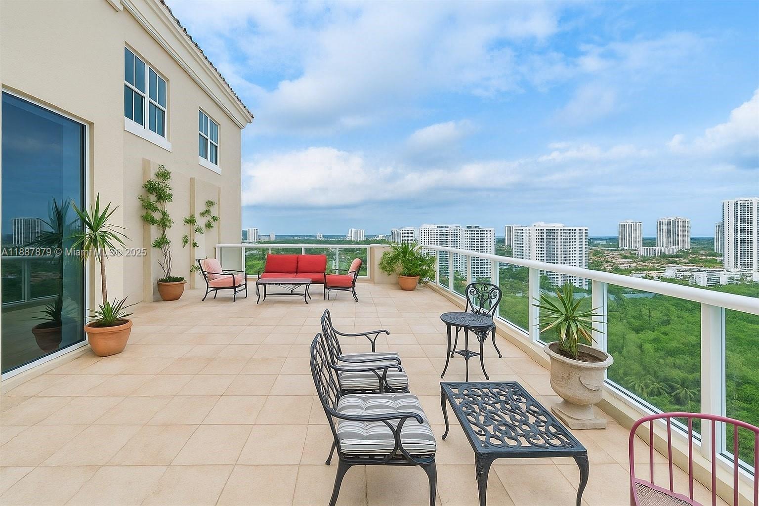 AVENTURA MARINA CONDO NUM - Residential