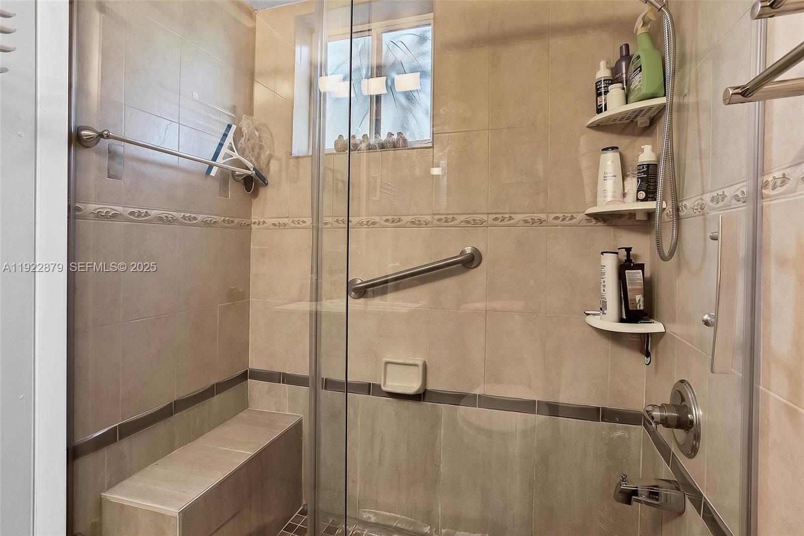 ALAMEDA TOWER 5 CONDO - Residential