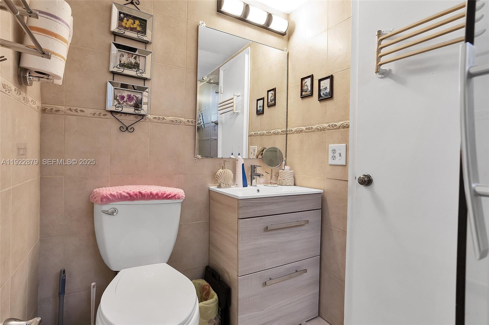 ALAMEDA TOWER 5 CONDO - Residential