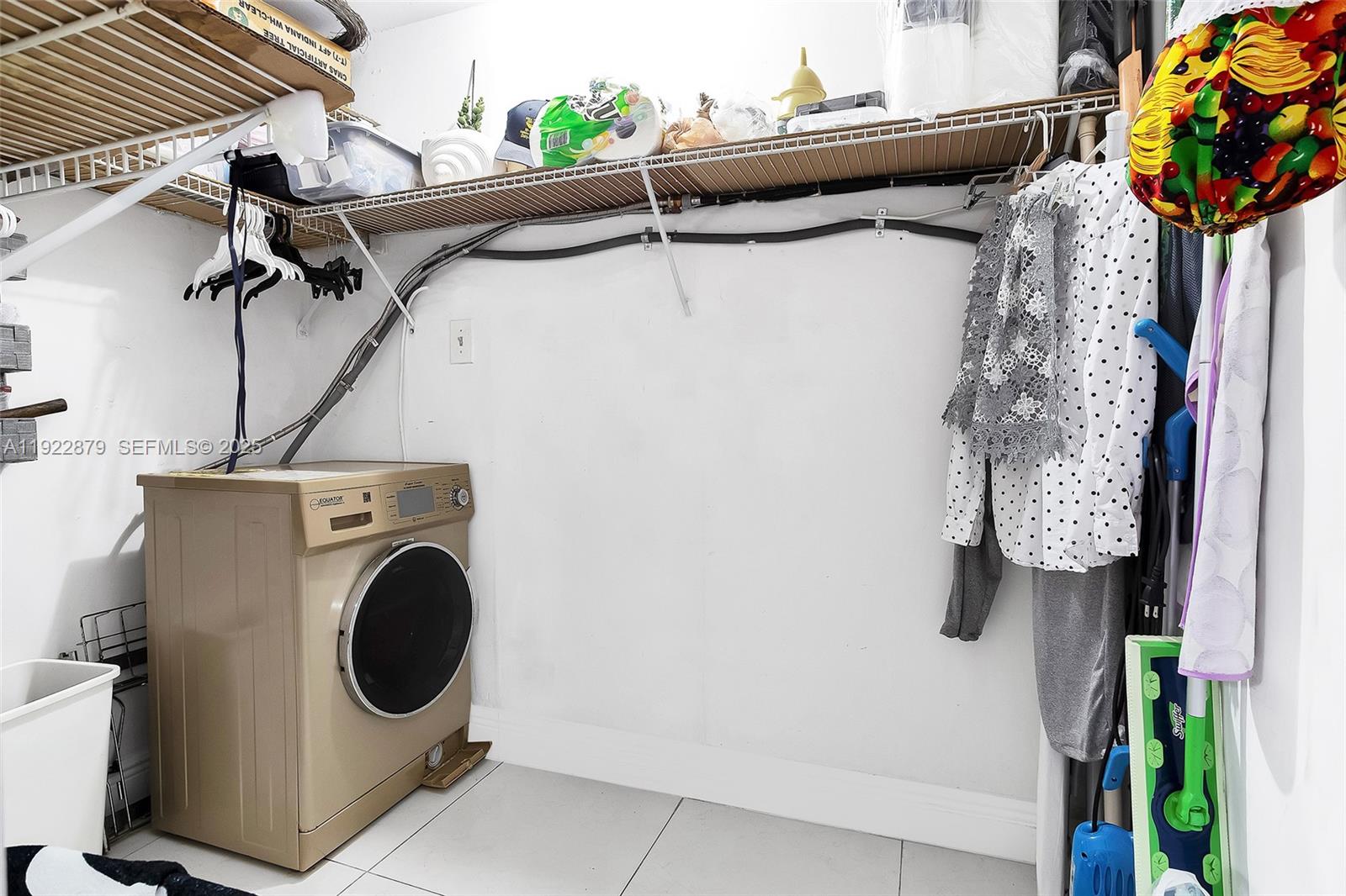 ALAMEDA TOWER 5 CONDO - Residential