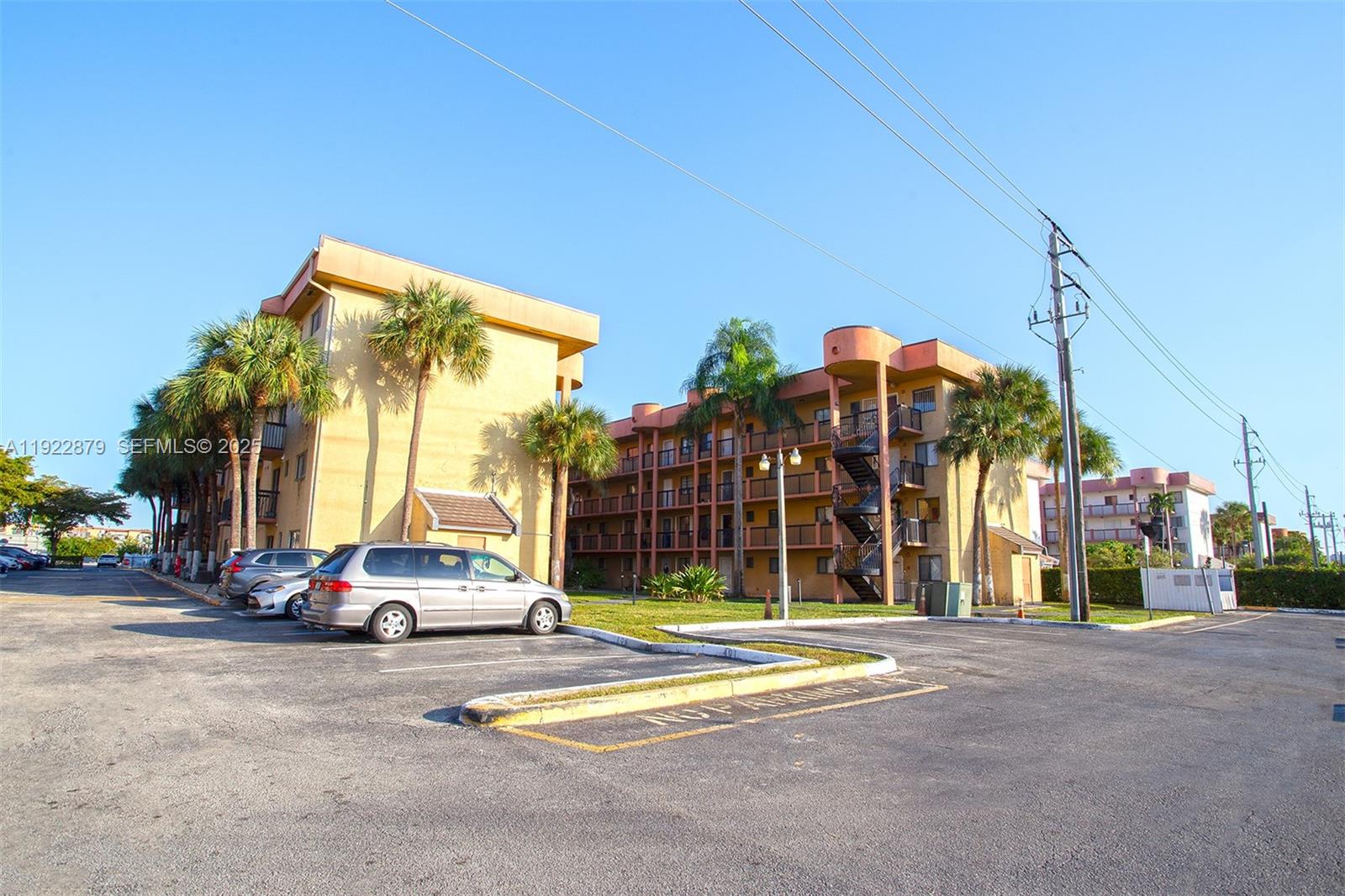 ALAMEDA TOWER 5 CONDO - Residential