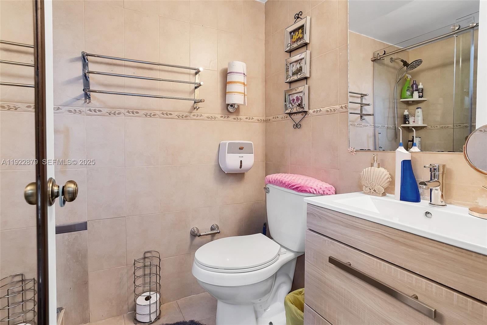 ALAMEDA TOWER 5 CONDO - Residential