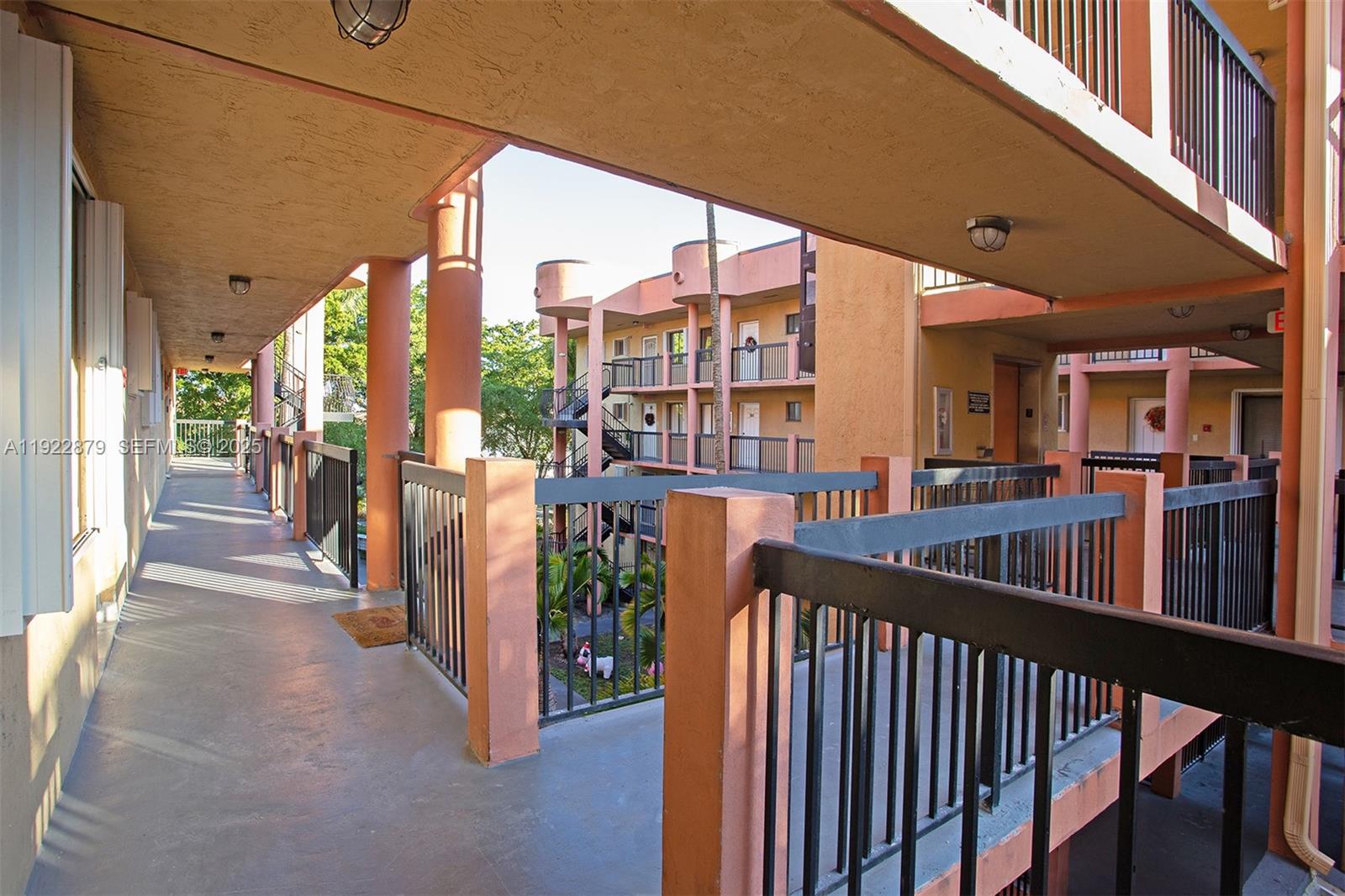 ALAMEDA TOWER 5 CONDO - Residential