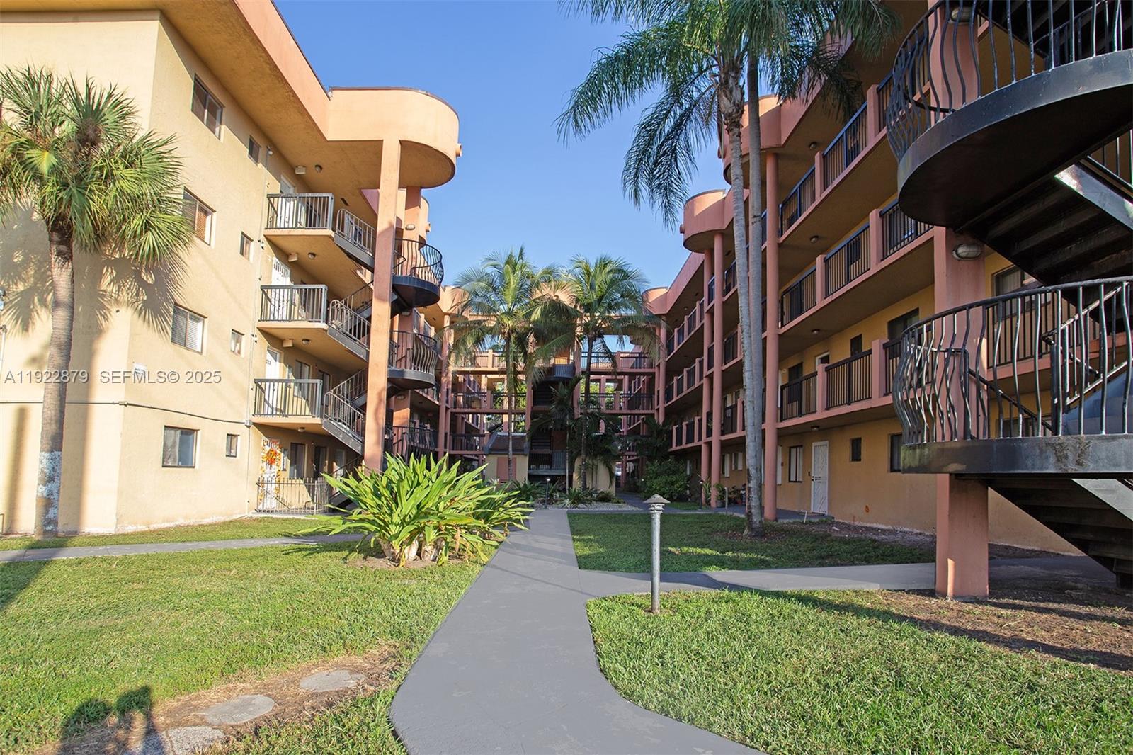 ALAMEDA TOWER 5 CONDO - Residential