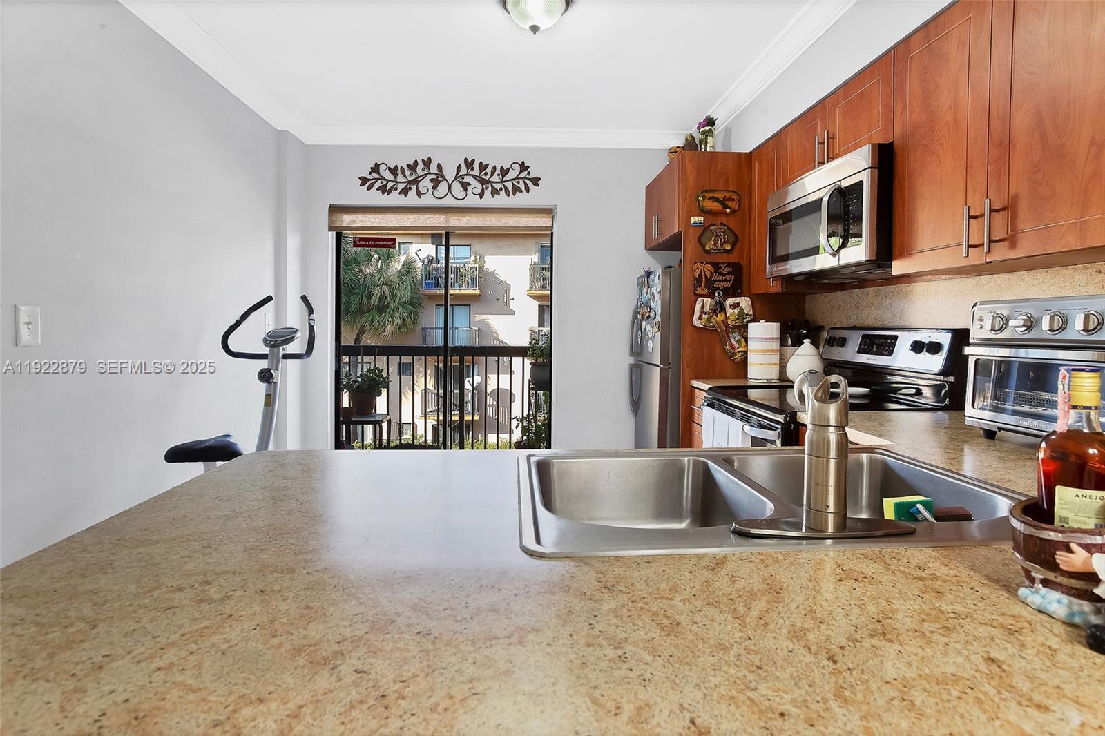 ALAMEDA TOWER 5 CONDO - Residential