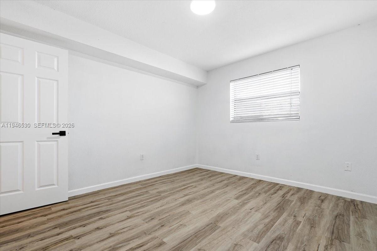 PLANTATION CLUB B CONDO - Residential