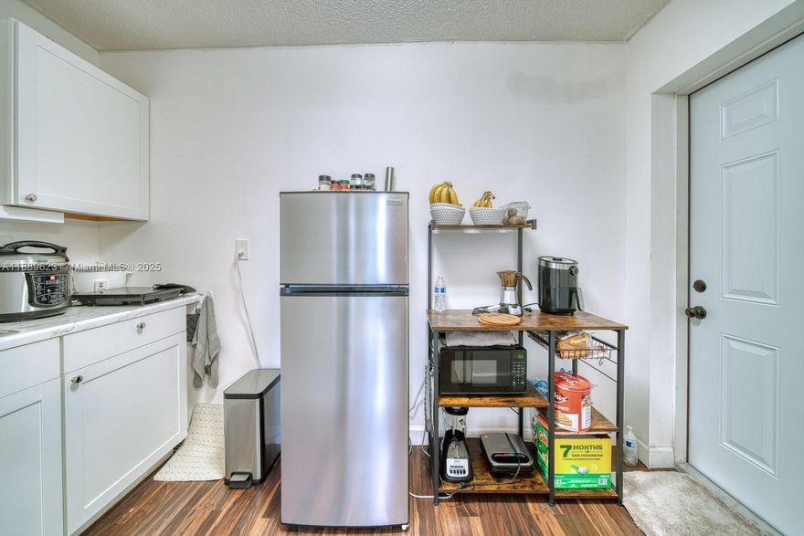 Efficiency for rent in the desirable Hammocks area! Enjoy a peaceful community setting with all utilities included—just move in and relax.