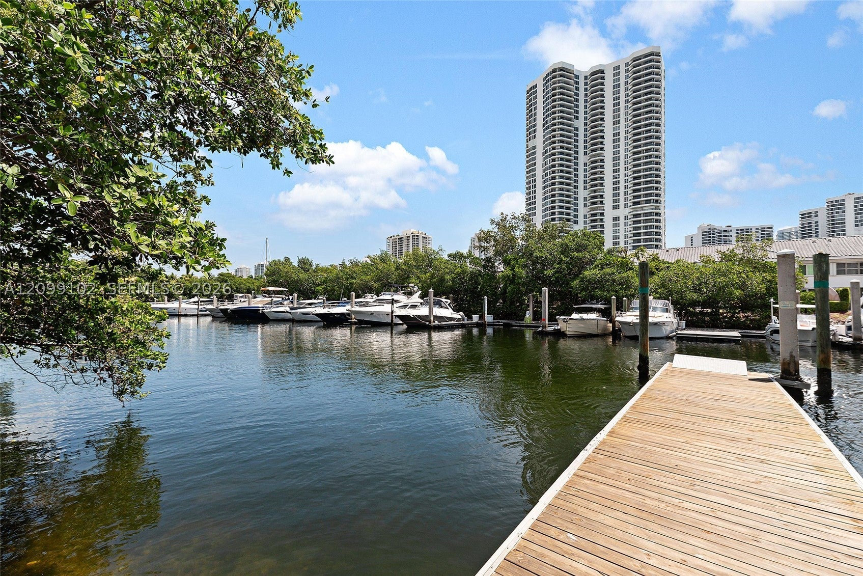 3400 NE 192nd St 1707, Aventura, FL, 33180/$362,900 2 3400 NE 192nd St 1707
