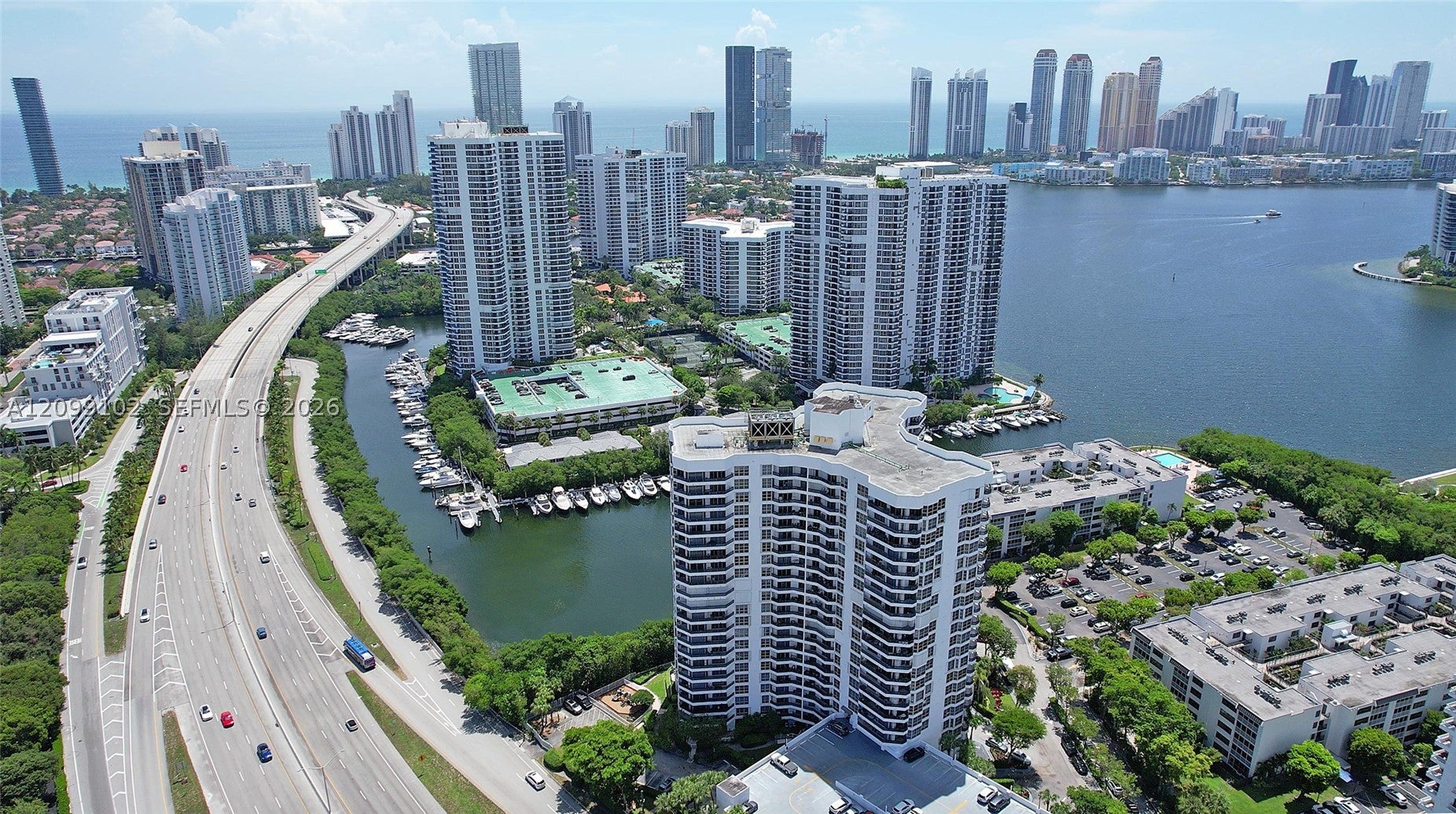 3400 NE 192nd St 1707, Aventura, FL, 33180/$362,900 1 3400 NE 192nd St 1707