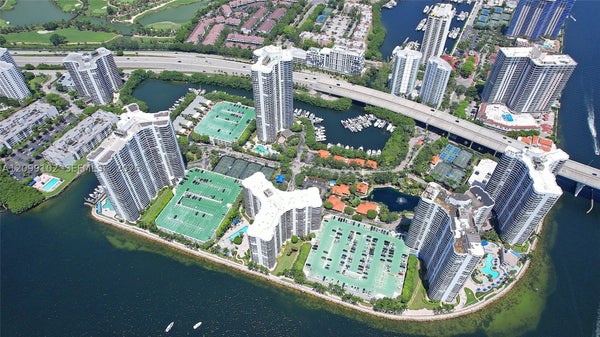 3400 NE 192ND ST APT 1707, MIAMI, FL 33180 - Image 02ca302b2a33da2dc1d87af57c388775/845881590