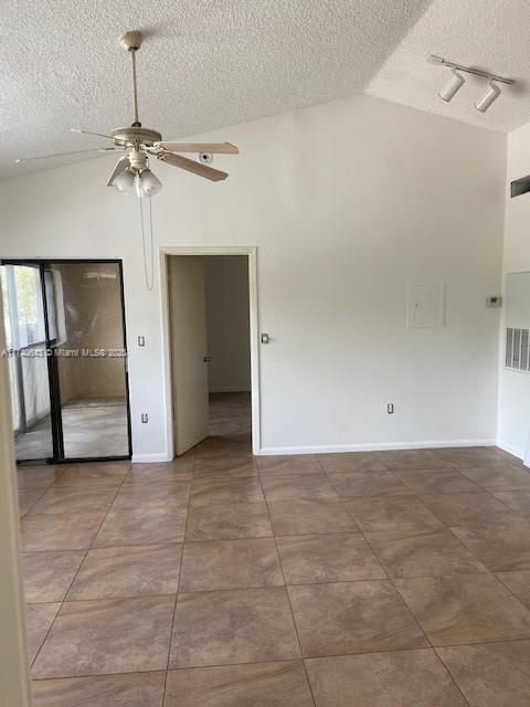 MARINA OAKS CONDO - Residential
