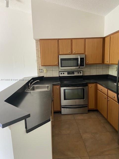Property for Sale at 2445 Sw 18th Ter 1203, Fort Lauderdale, Broward County, Florida - Bedrooms: 2 
Bathrooms: 2  - $255,000