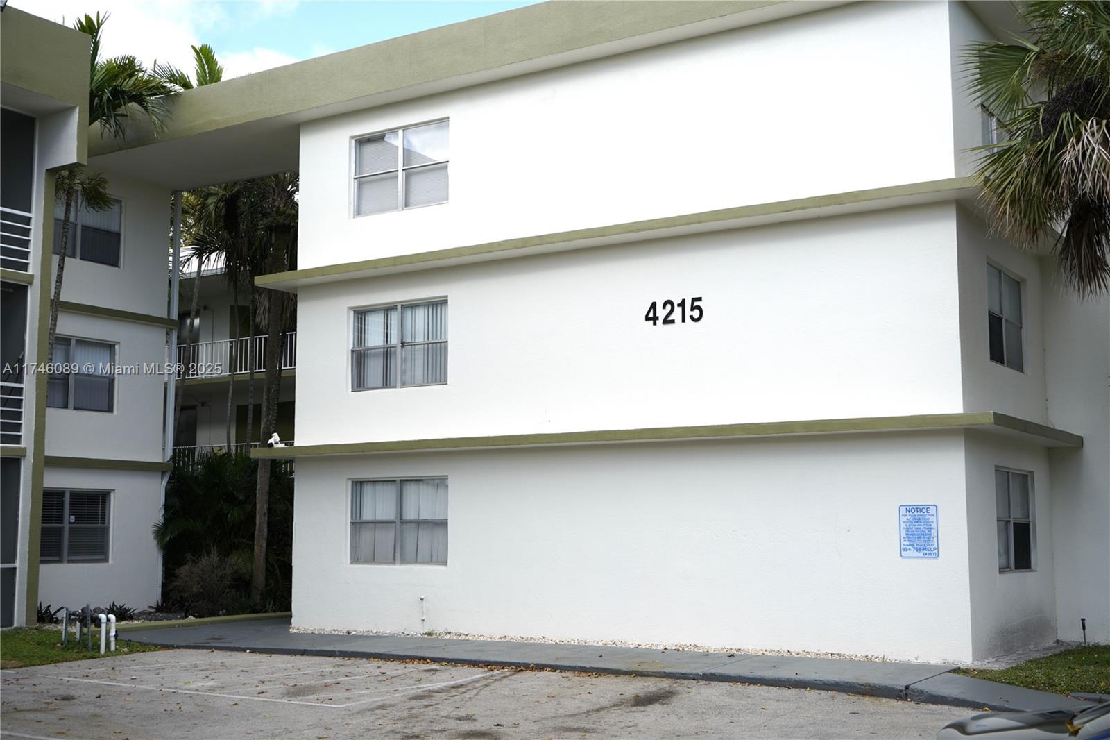Property for Sale at 4215 N University Dr 301, Sunrise, Miami-Dade County, Florida - Bedrooms: 2 
Bathrooms: 2  - $174,999