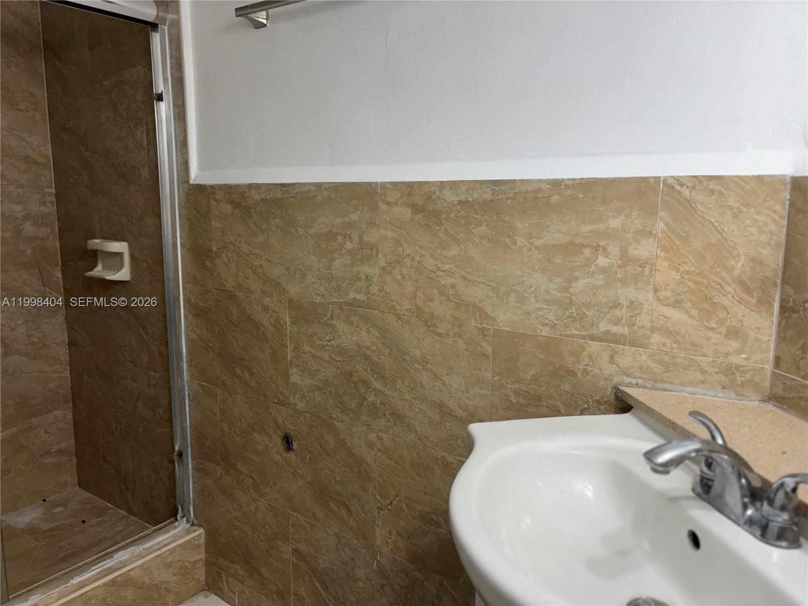 ROLLING GREEN CONDO C - Residential Lease