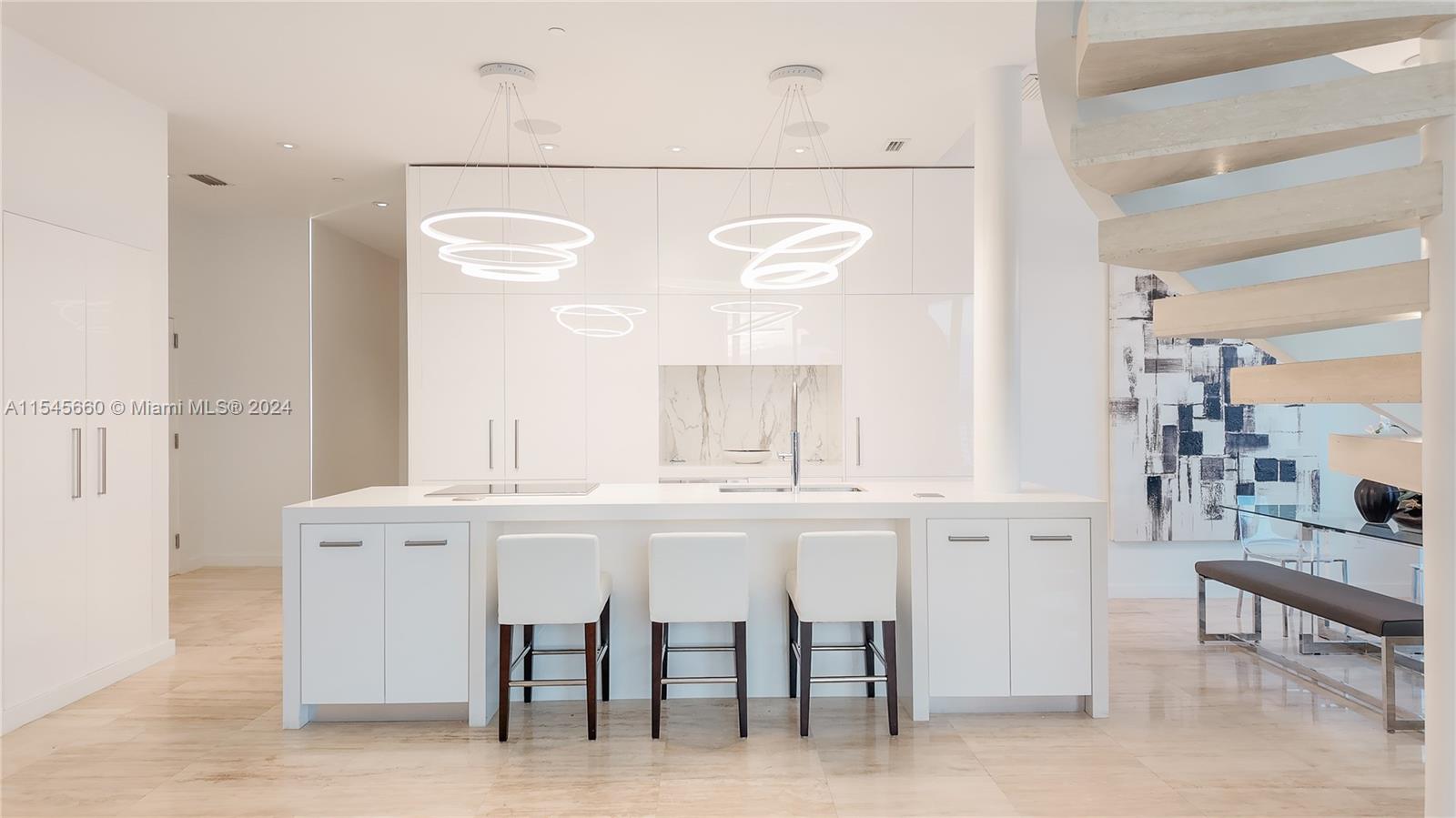 CAPRI SOUTH BEACH CONDO - Residential