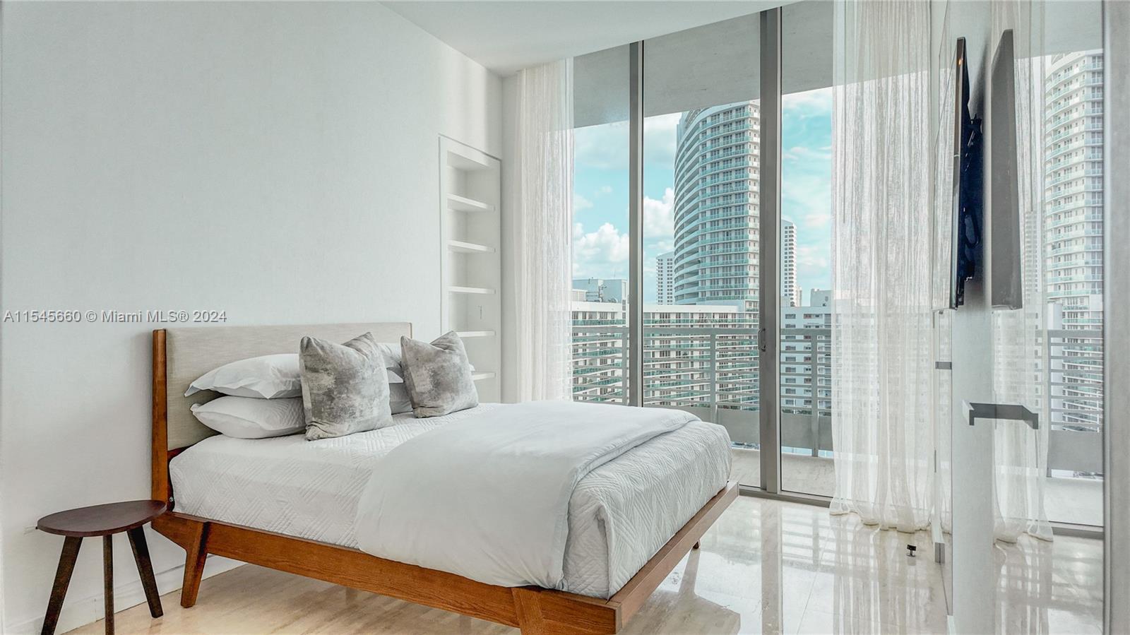 CAPRI SOUTH BEACH CONDO - Residential