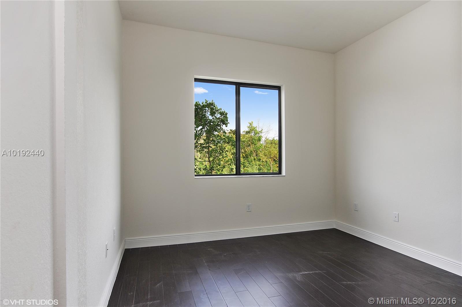 Heads J G Farms - Residential