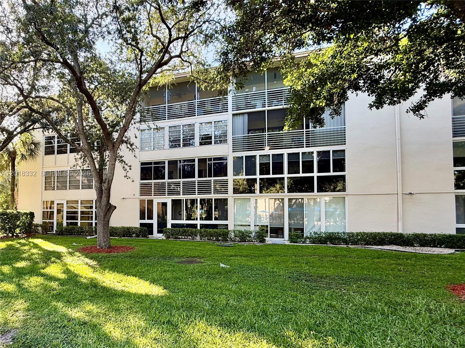 LUCAYA VILLAGE 1-B CONDO - Residential
