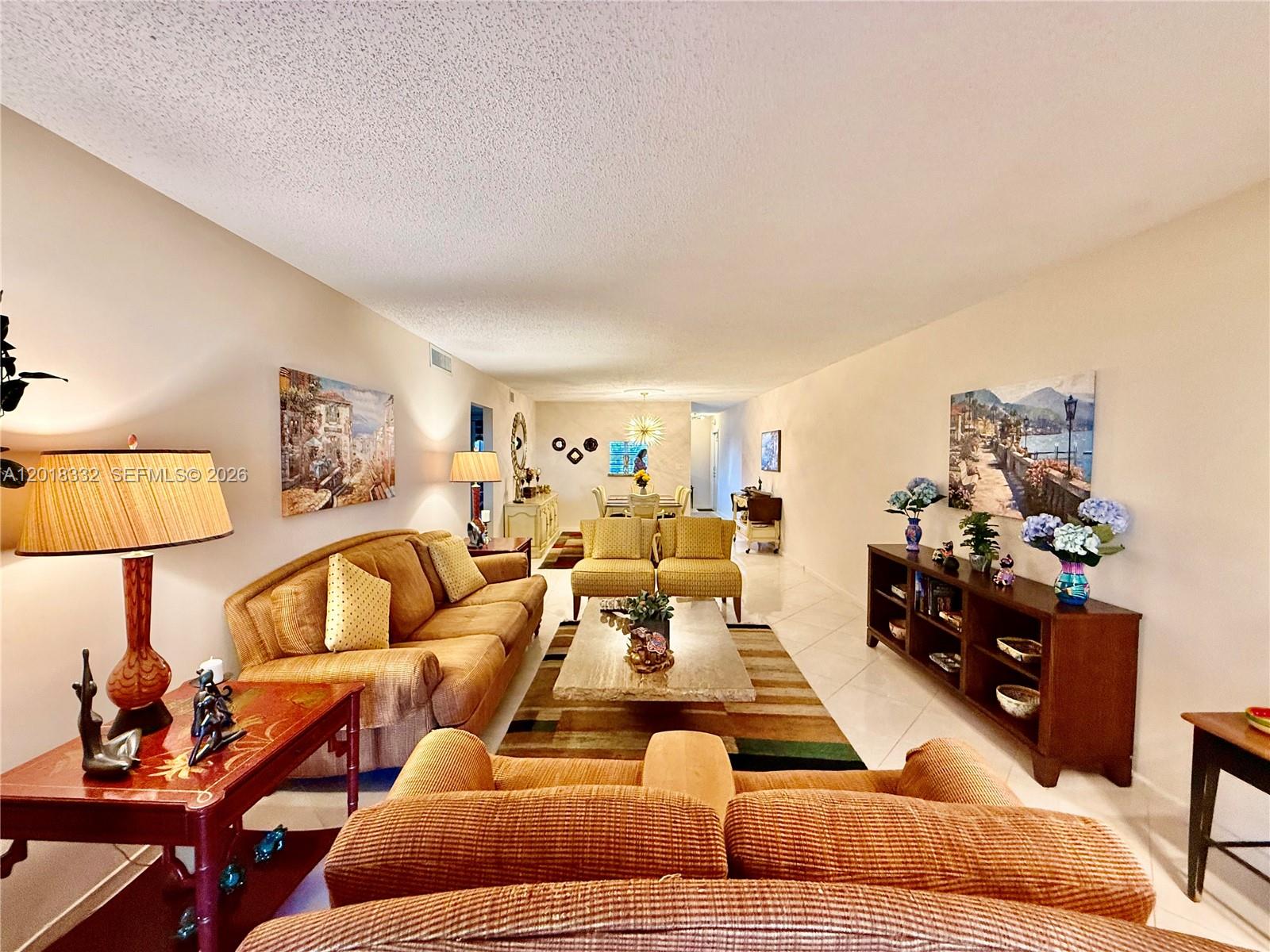 2301 Lucaya Ln O1