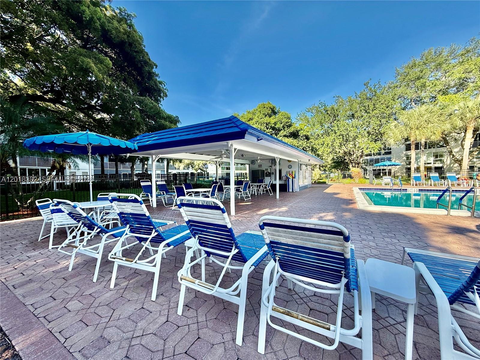 LUCAYA VILLAGE 1-B CONDO - Residential