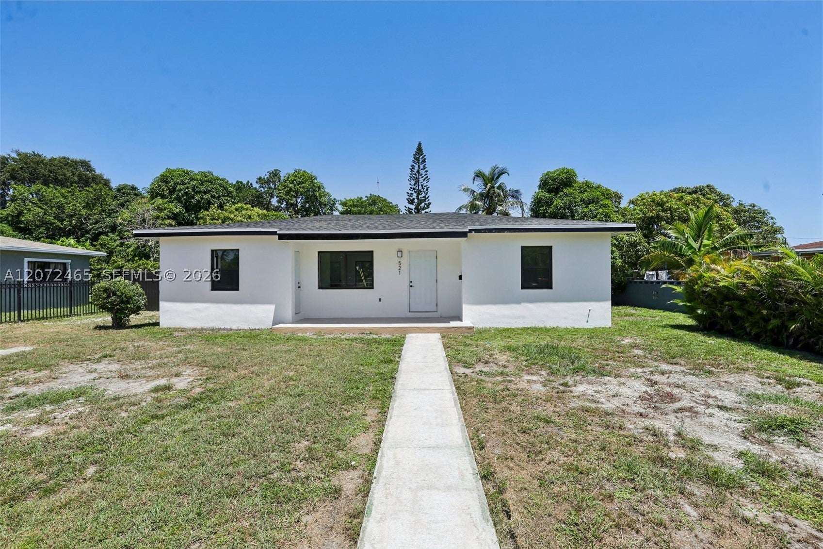 521 NW 189th Ter, Miami Gardens FL 33169
